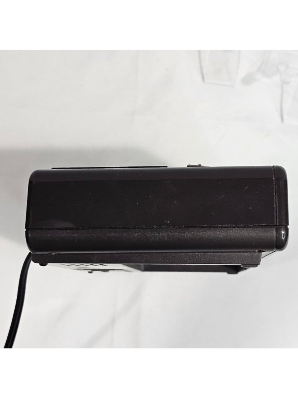 Vintage GE Digital Clock Radio AM/FM With Woodgrain Finish & Snooze Function - Picture 5 of 11